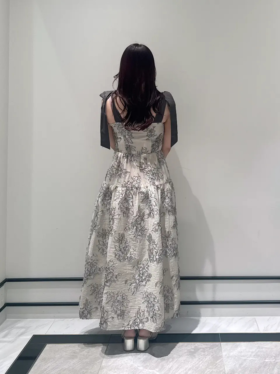 GRACE CONTINENTAL MOMOKO コーディネート画像