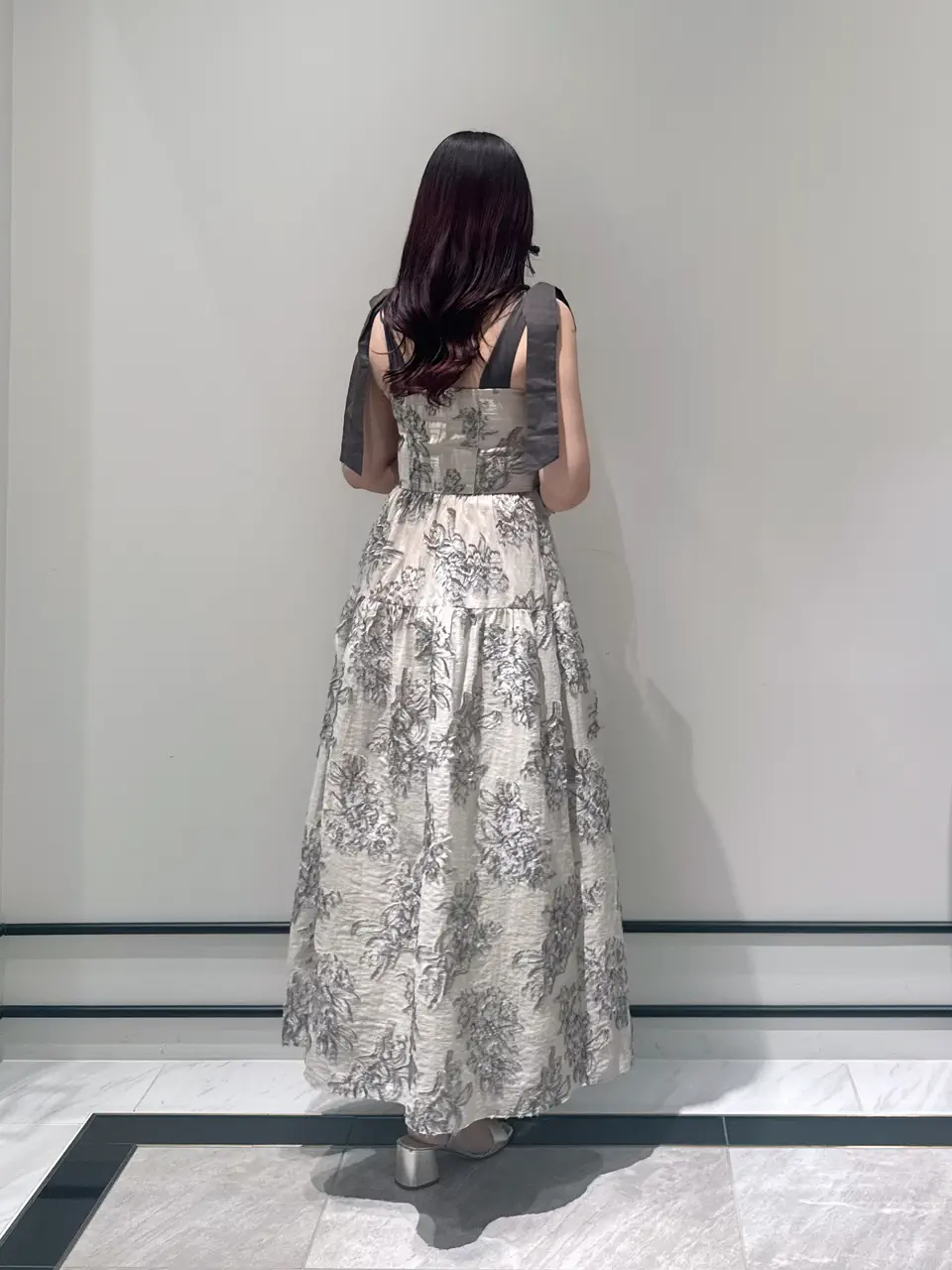 GRACE CONTINENTAL MOMOKO コーディネート画像