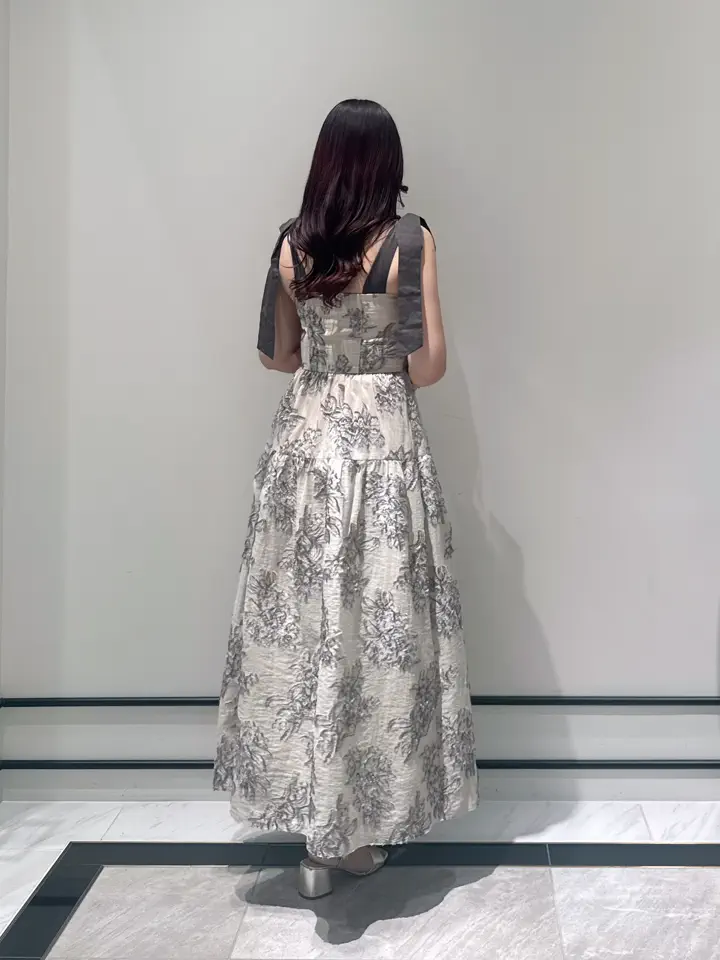 GRACE CONTINENTAL MOMOKO コーディネート画像