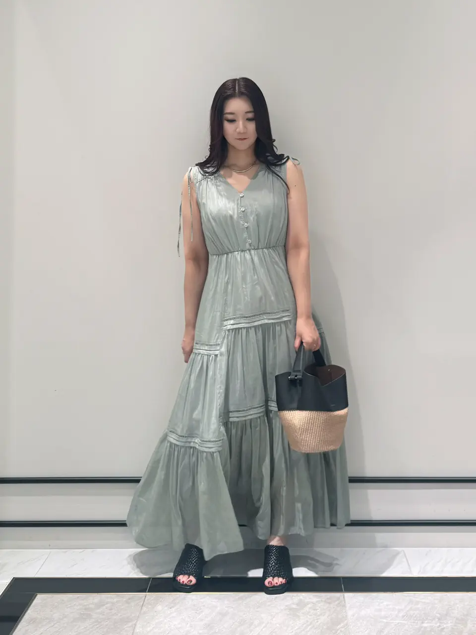 GRACE CONTINENTAL MOMOKO コーディネート画像