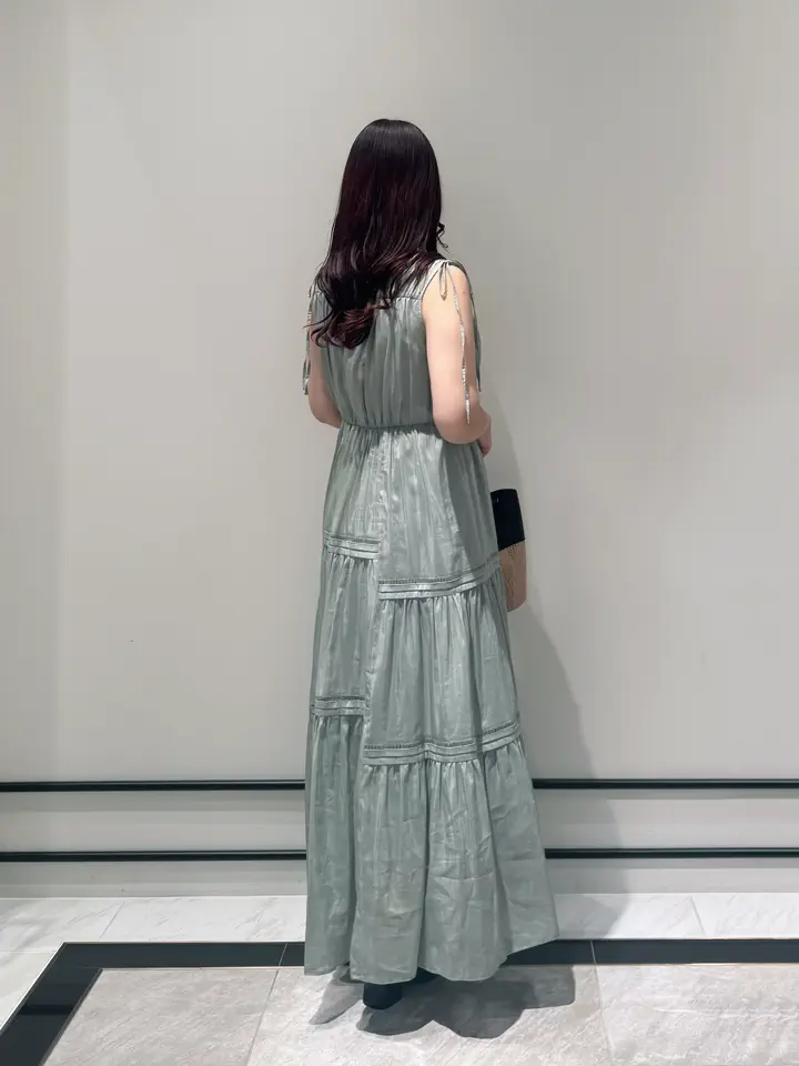 GRACE CONTINENTAL MOMOKO コーディネート画像