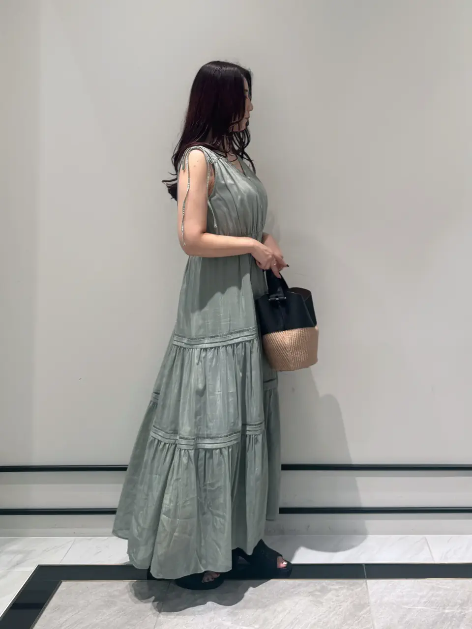 GRACE CONTINENTAL MOMOKO コーディネート画像