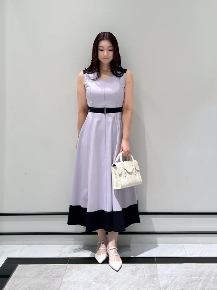 GRACE CONTINENTAL MOMOKO コーディネート画像