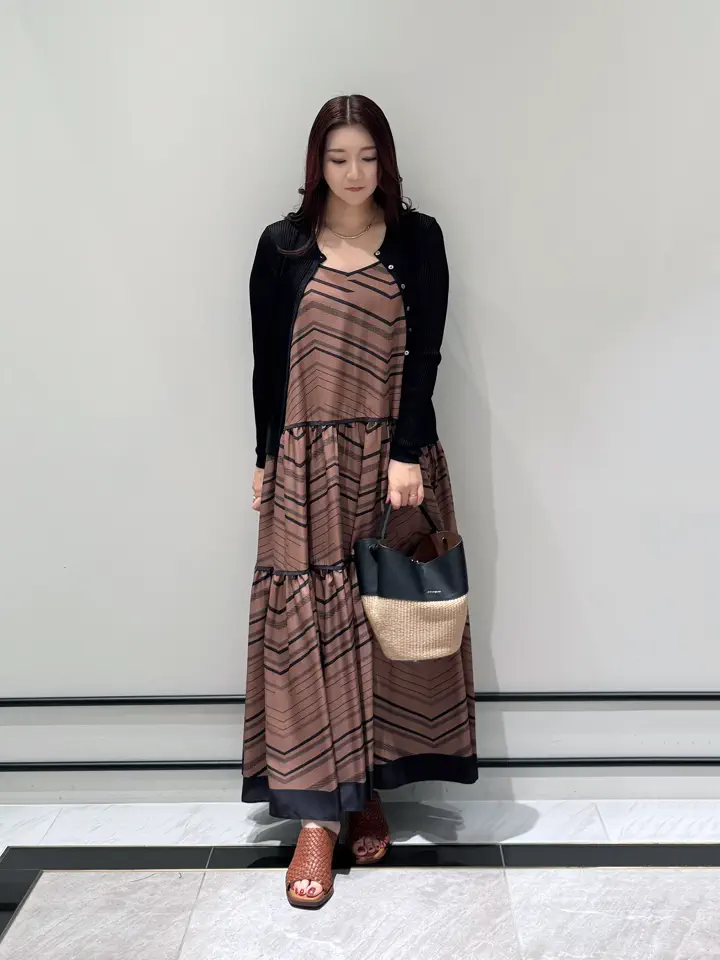 GRACE CONTINENTAL MOMOKO コーディネート画像