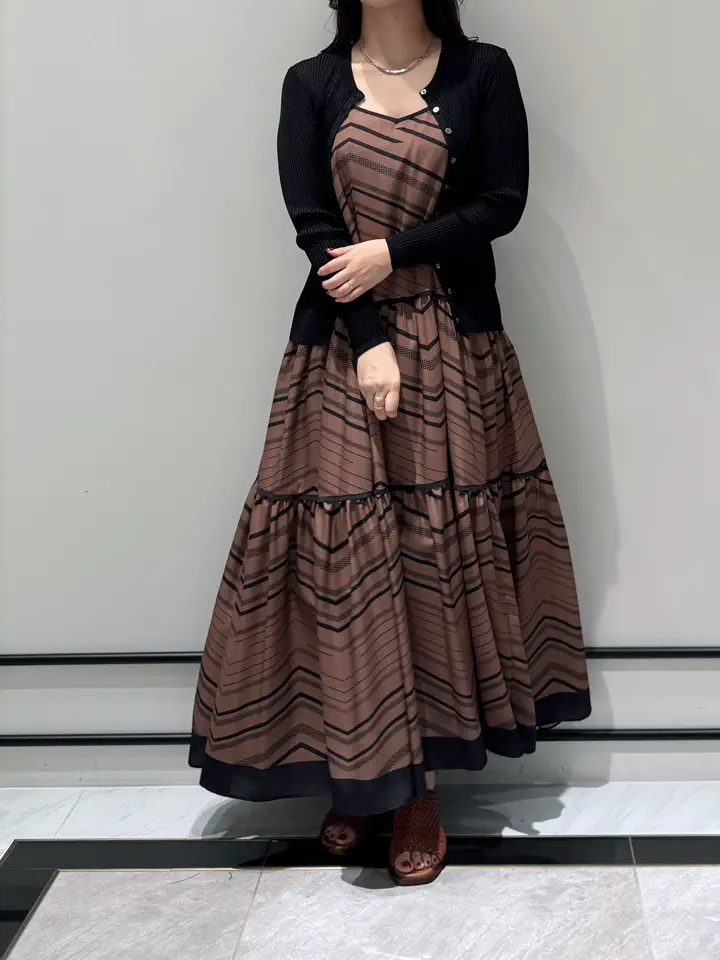 GRACE CONTINENTAL MOMOKO コーディネート画像