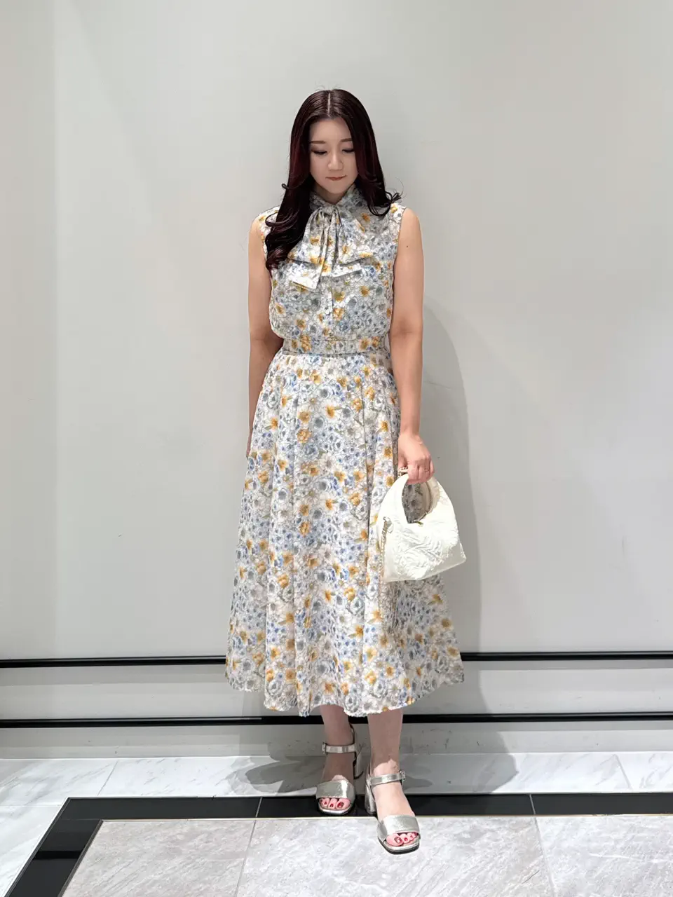 GRACE CONTINENTAL MOMOKO コーディネート画像