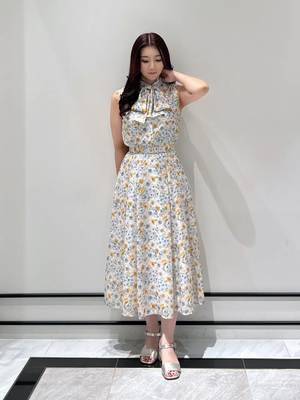 GRACE CONTINENTAL MOMOKO コーディネート画像