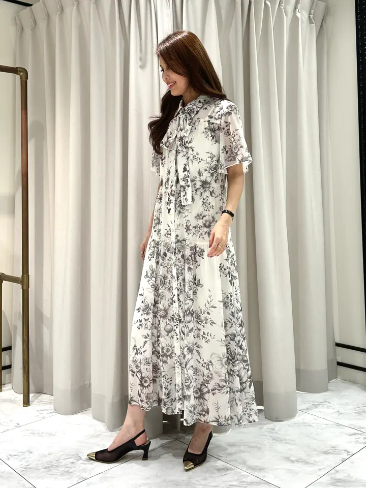 GRACE CONTINENTAL 志田　悠 コーディネート画像