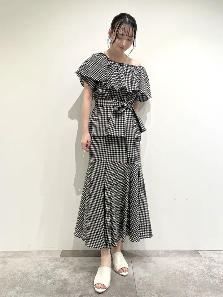 GRACE CONTINENTAL Nakatsu.m コーディネート画像