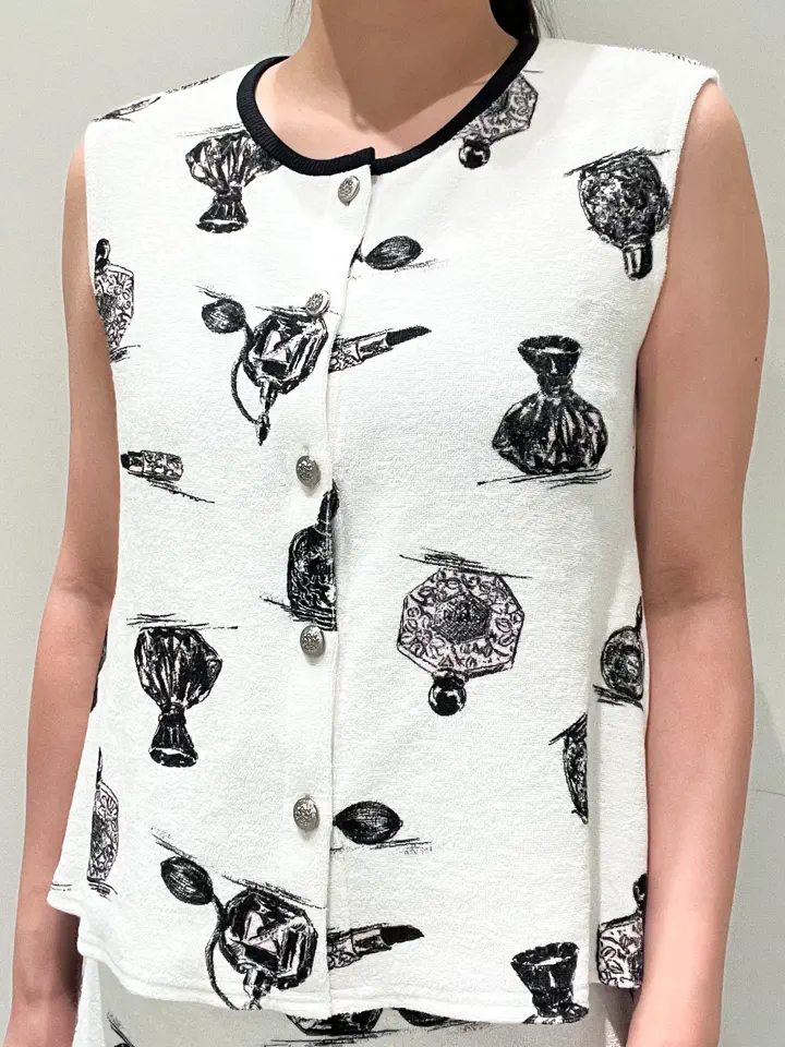 GRACE CONTINENTAL CHISAKO.S コーディネート画像