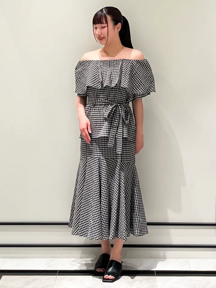 GRACE CONTINENTAL CHISAKO.S コーディネート画像