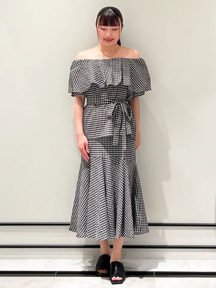 GRACE CONTINENTAL CHISAKO.S コーディネート画像