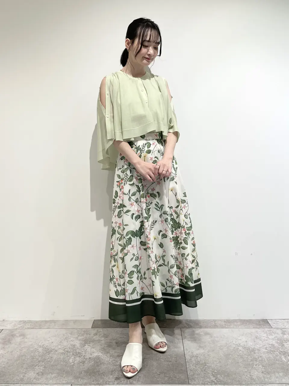 GRACE CONTINENTAL Nakatsu.m コーディネート画像