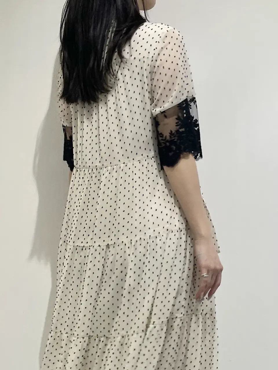 GRACE CONTINENTAL 端場 わかな コーディネート画像