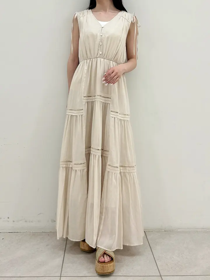 GRACE CONTINENTAL Miu Akamatsu コーディネート画像