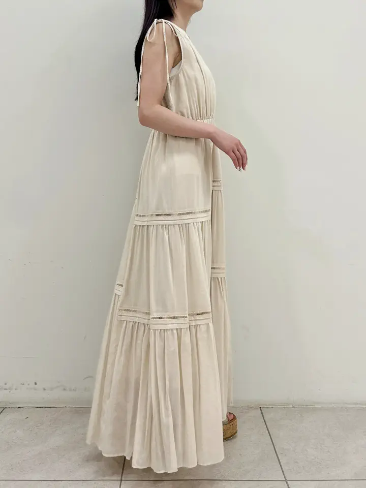 GRACE CONTINENTAL Miu Akamatsu コーディネート画像