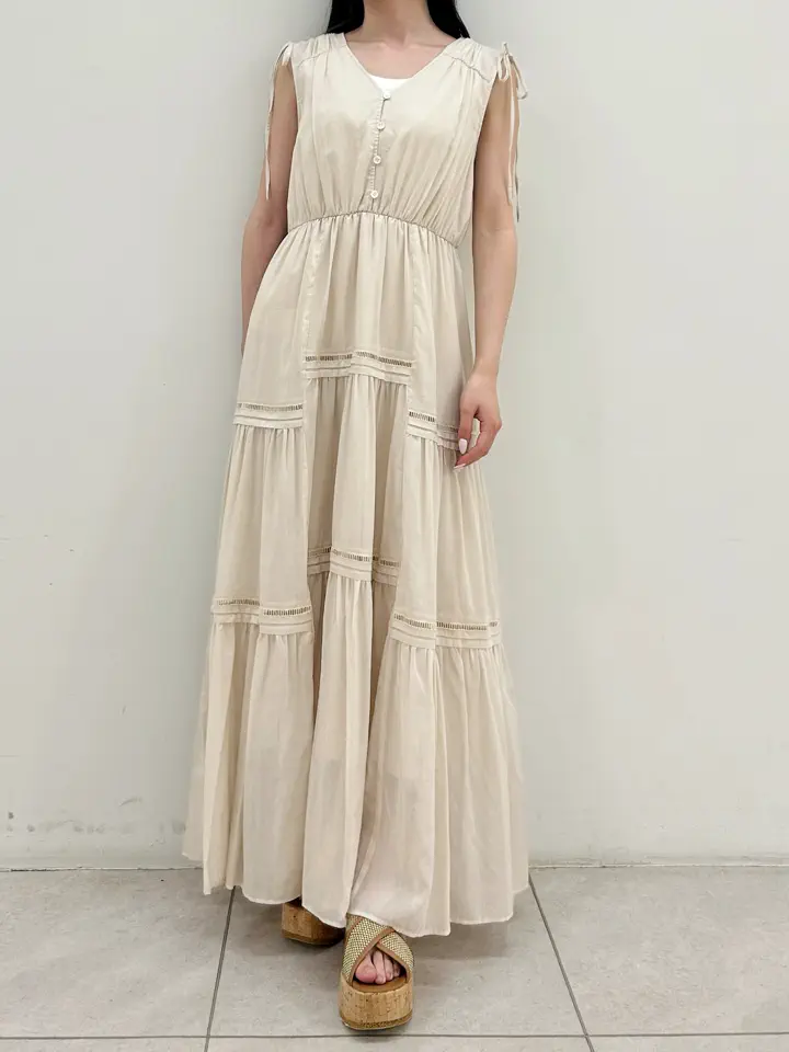 GRACE CONTINENTAL Miu Akamatsu コーディネート画像