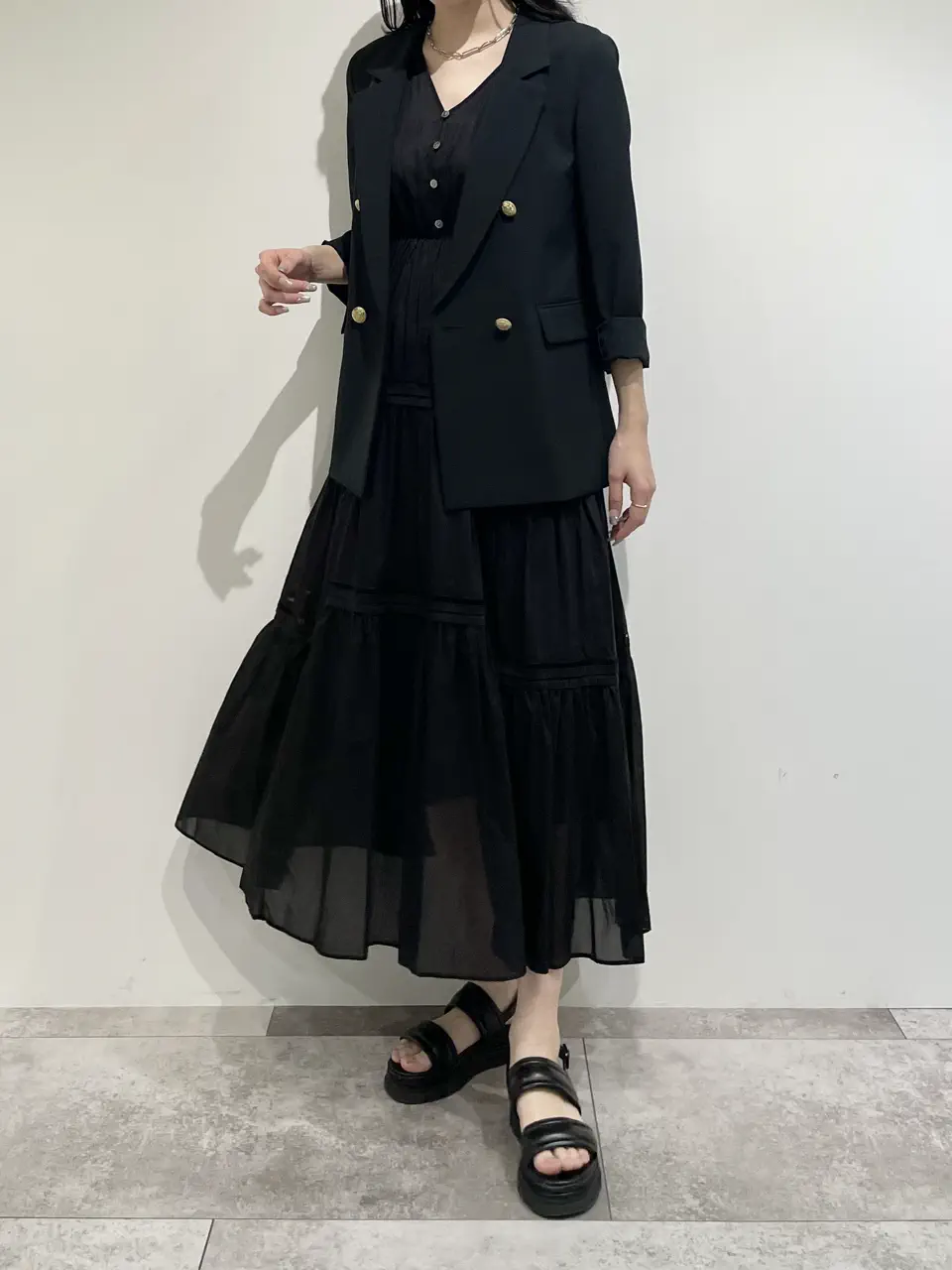 GRACE CONTINENTAL 端場 わかな コーディネート画像