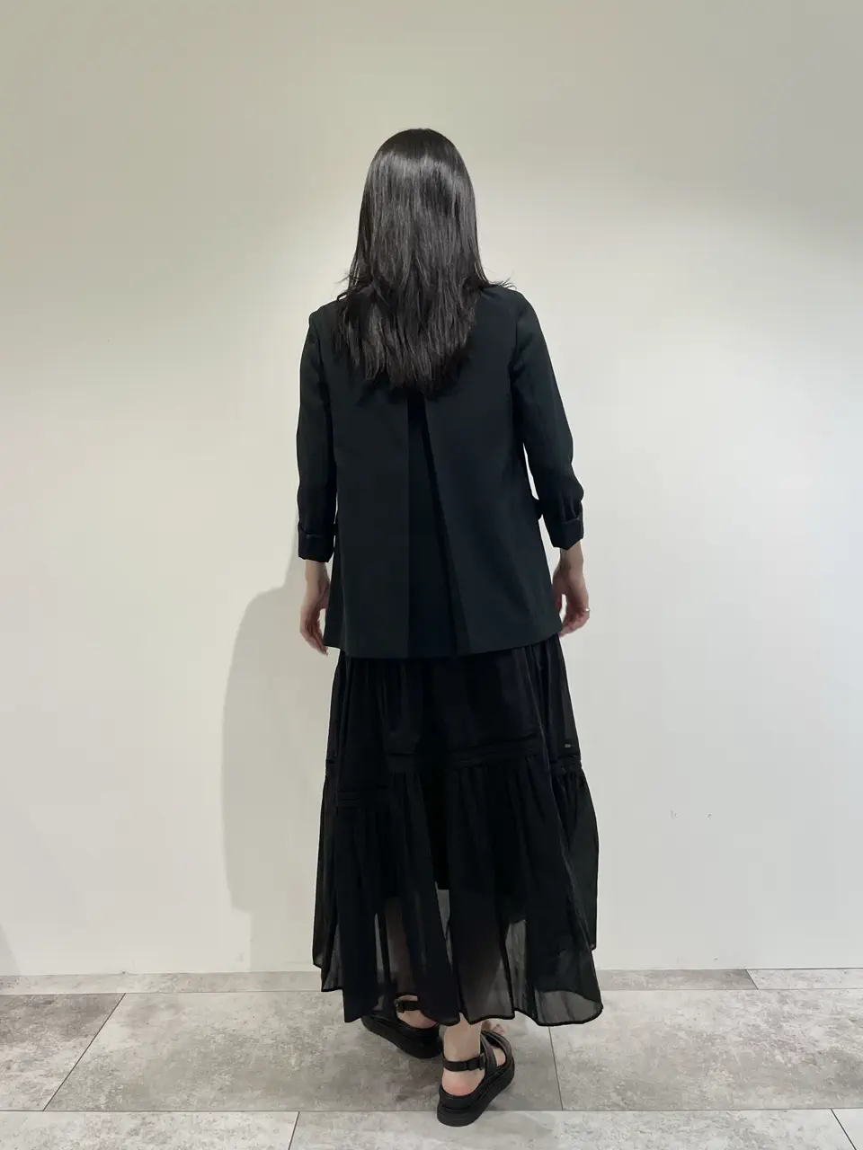 GRACE CONTINENTAL 端場 わかな コーディネート画像