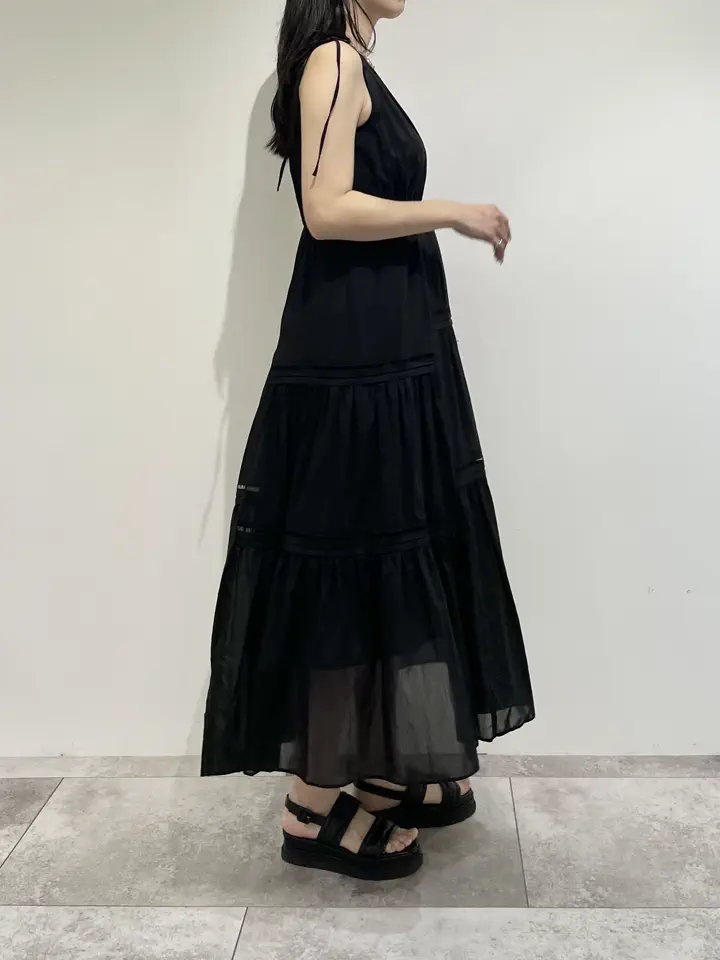 GRACE CONTINENTAL 端場 わかな コーディネート画像