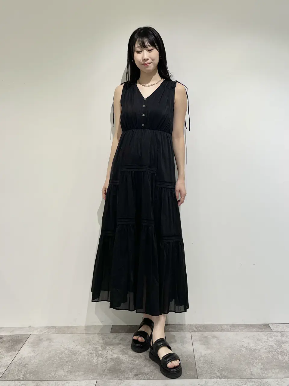 GRACE CONTINENTAL 端場 わかな コーディネート画像