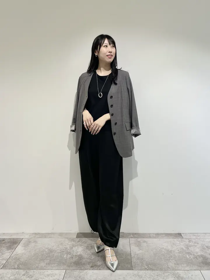 GRACE CONTINENTAL 端場 わかな コーディネート画像