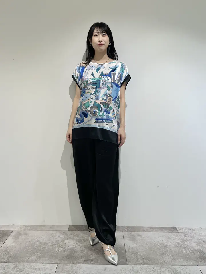 GRACE CONTINENTAL 端場 わかな コーディネート画像