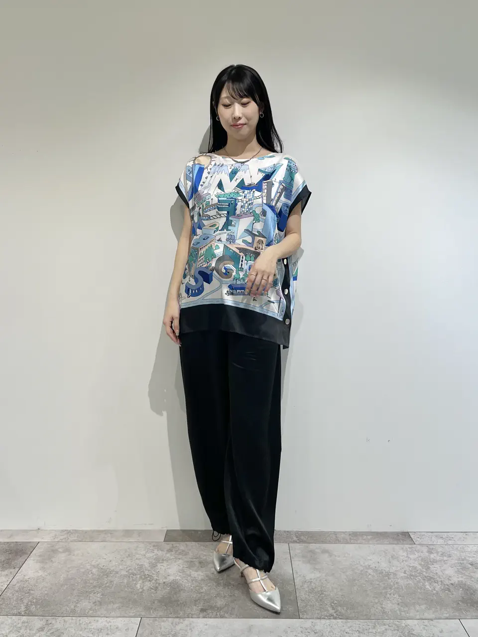 GRACE CONTINENTAL 端場 わかな コーディネート画像