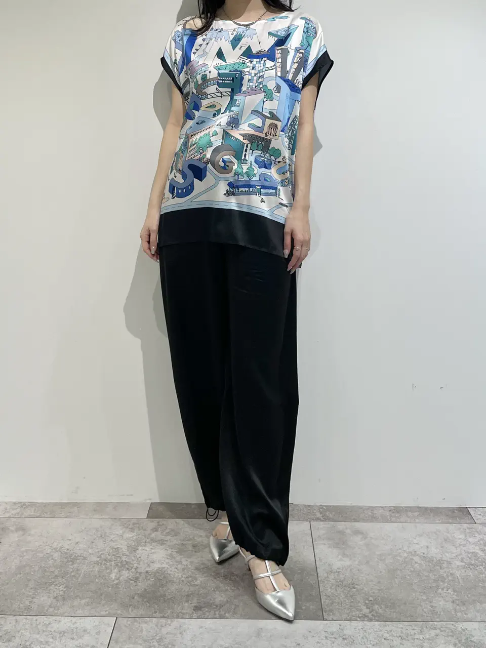 GRACE CONTINENTAL 端場 わかな コーディネート画像