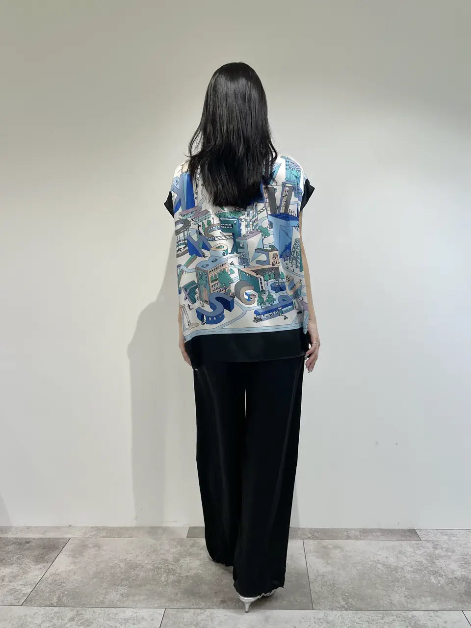 GRACE CONTINENTAL 端場 わかな コーディネート画像