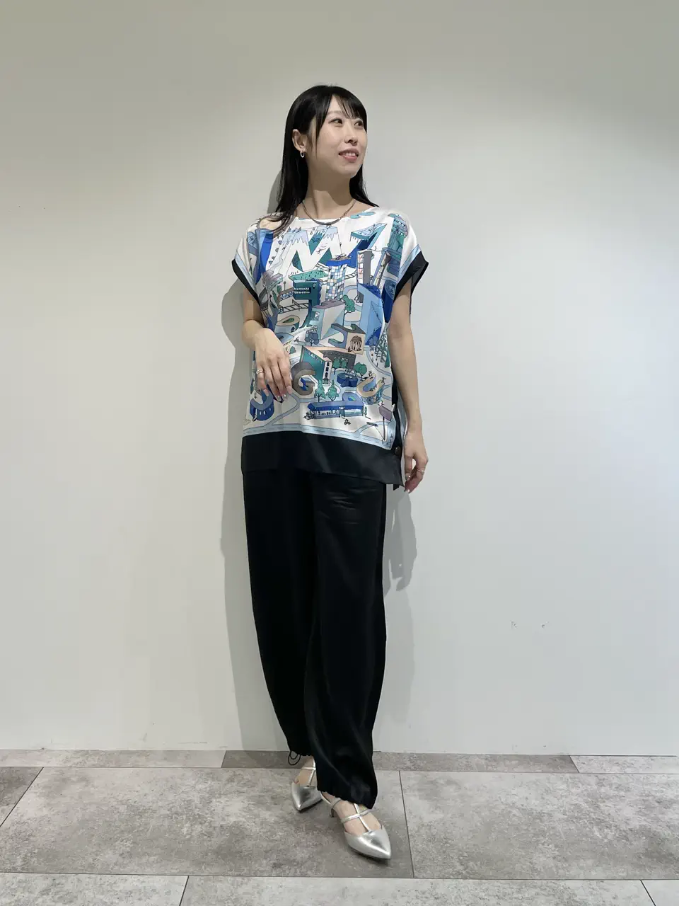 GRACE CONTINENTAL 端場 わかな コーディネート画像