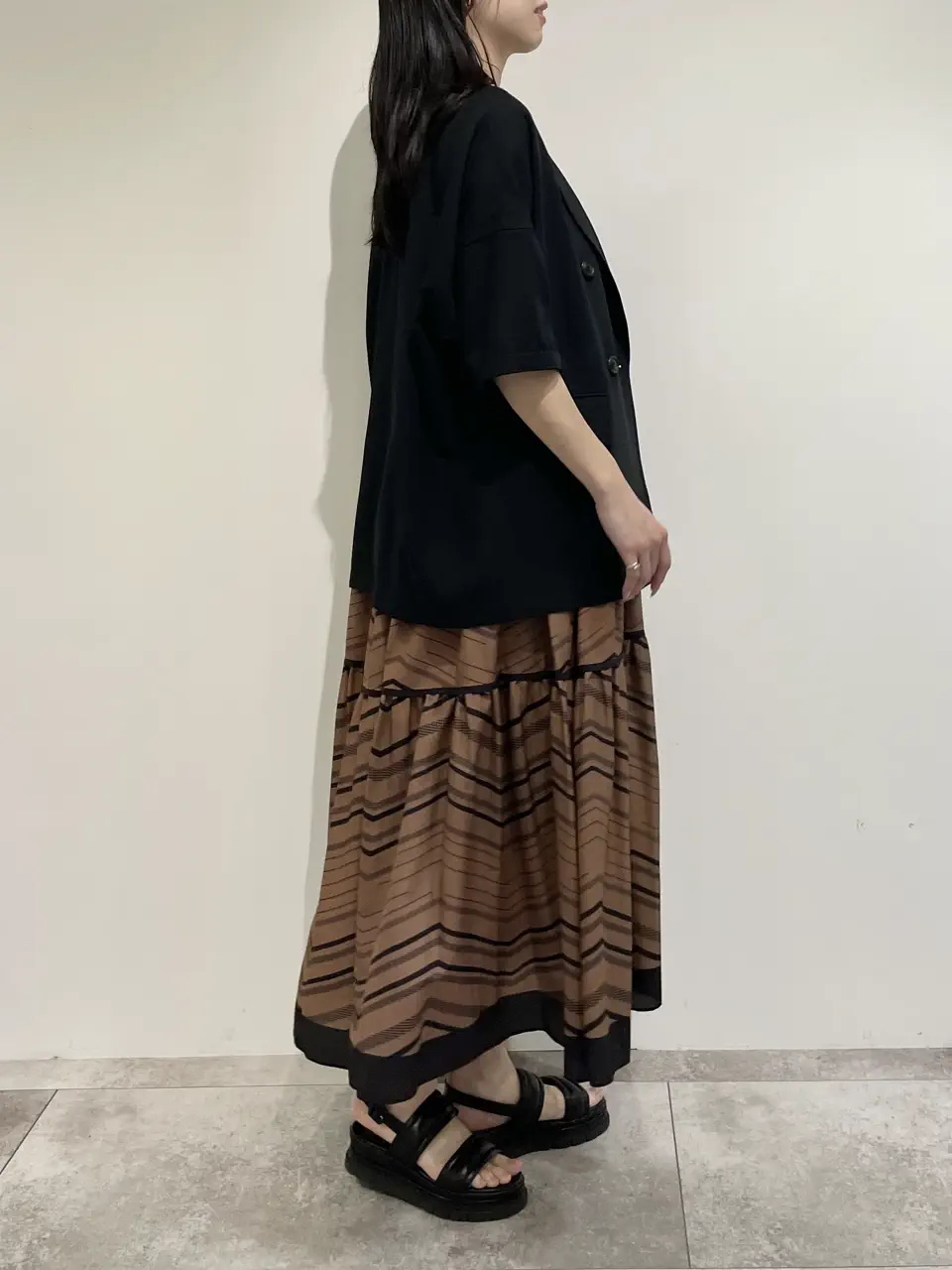 GRACE CONTINENTAL 端場 わかな コーディネート画像