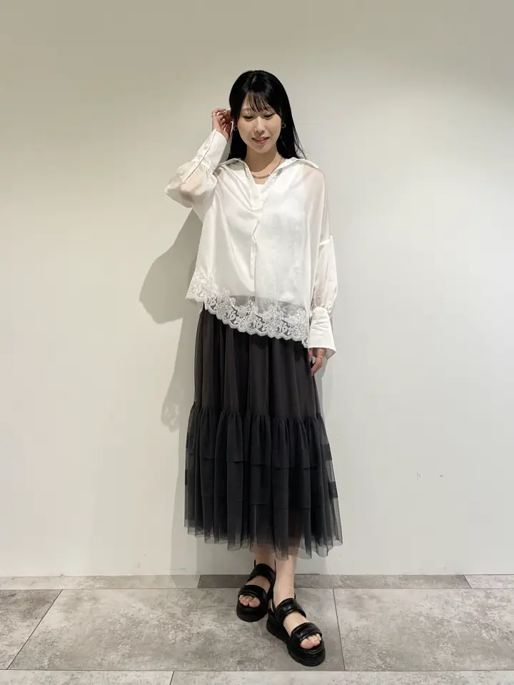 GRACE CONTINENTAL 端場 わかな コーディネート画像