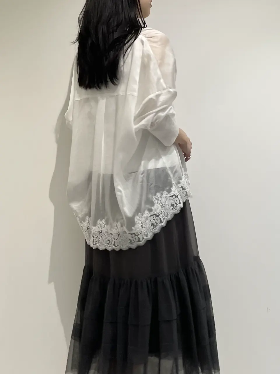 GRACE CONTINENTAL 端場 わかな コーディネート画像