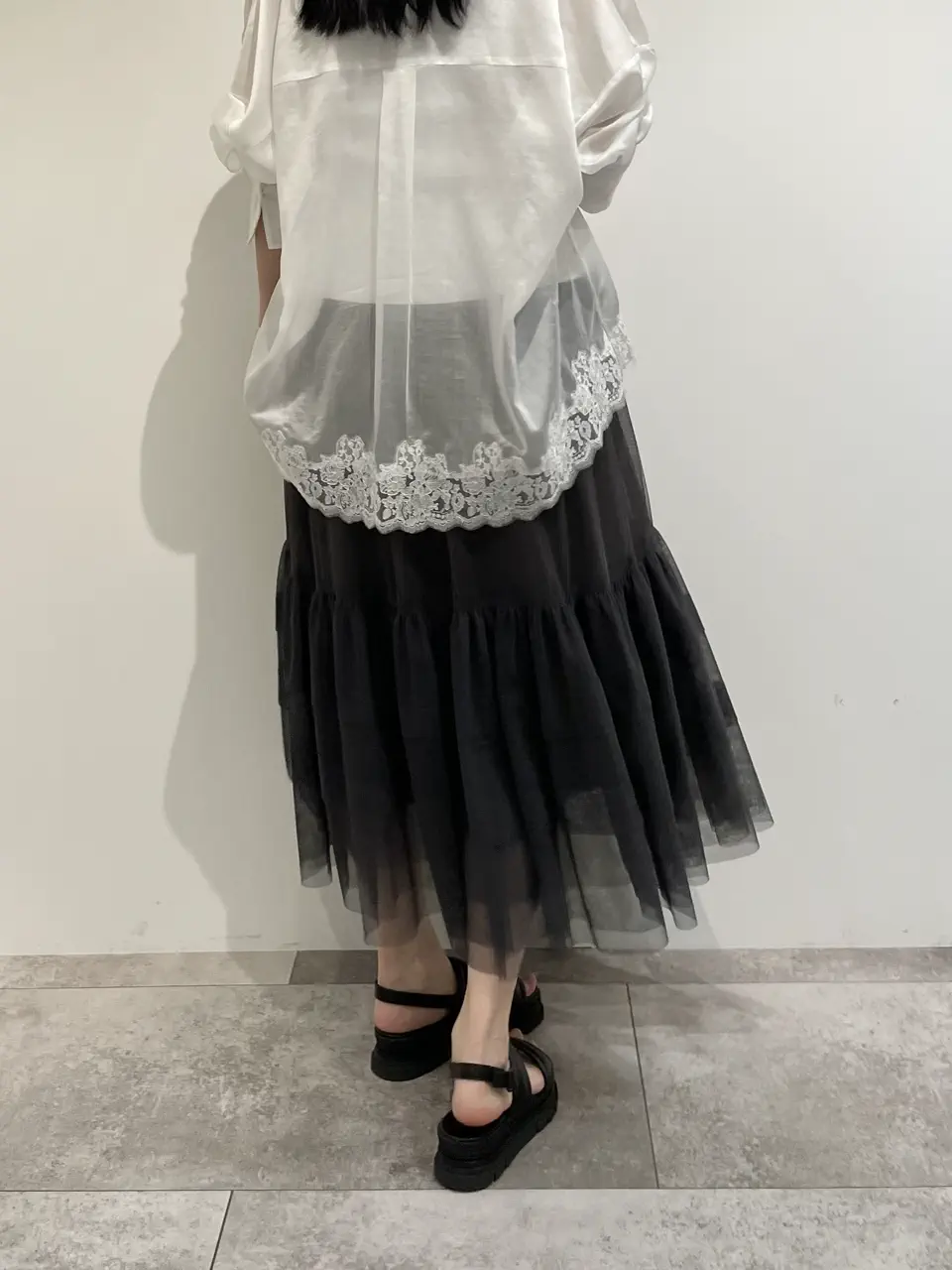 GRACE CONTINENTAL 端場 わかな コーディネート画像