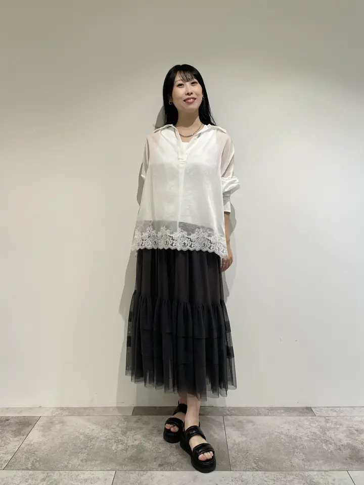 GRACE CONTINENTAL 端場 わかな コーディネート画像