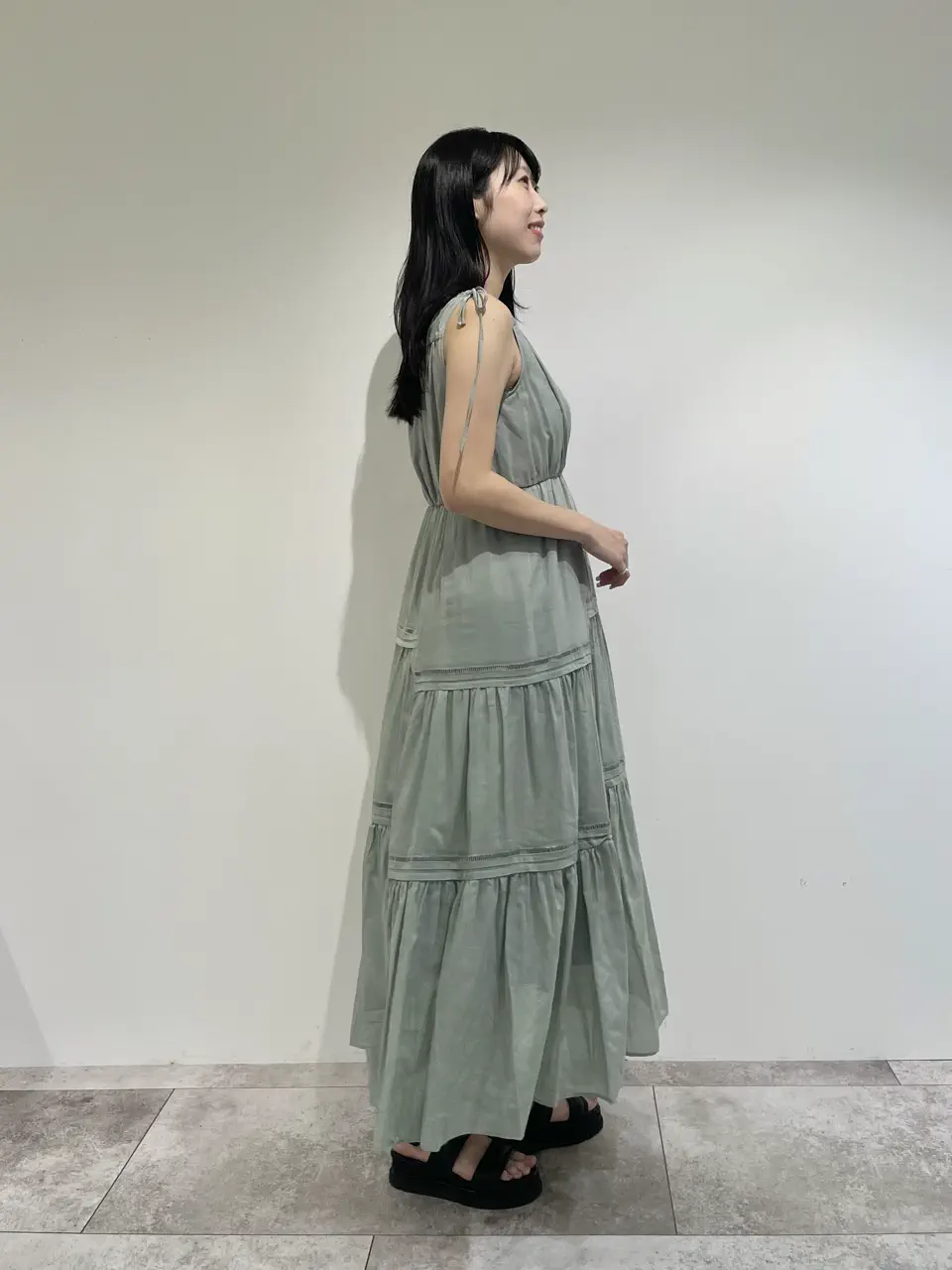 GRACE CONTINENTAL 端場 わかな コーディネート画像