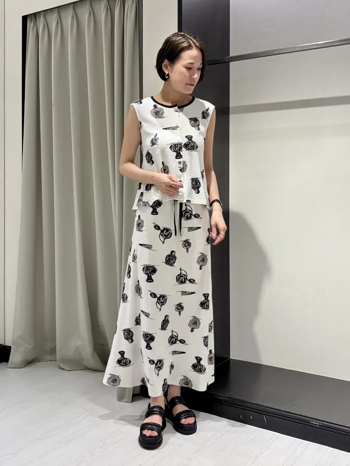 GRACE CONTINENTAL 亀田 未希 コーディネート画像