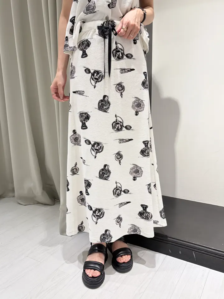 GRACE CONTINENTAL 亀田 未希 コーディネート画像