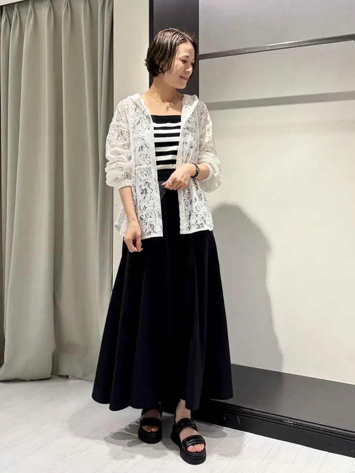 GRACE CONTINENTAL 亀田 未希 コーディネート画像