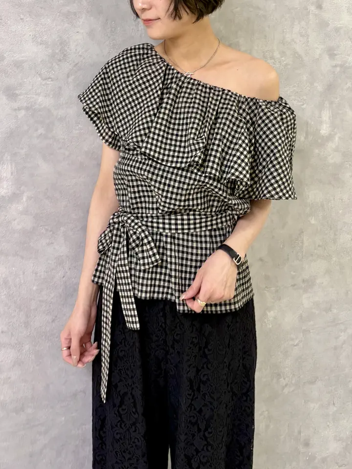 GRACE CONTINENTAL 亀田 未希 コーディネート画像