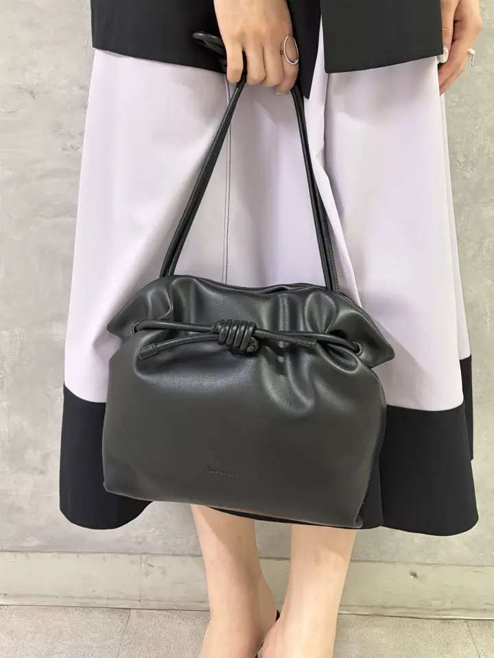 GRACE CONTINENTAL kobayashi コーディネート画像