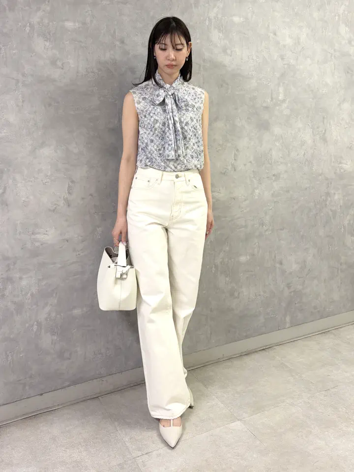 GRACE CONTINENTAL kobayashi コーディネート画像