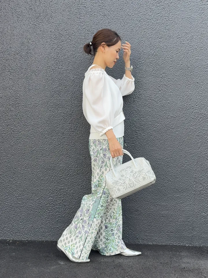 GRACE CONTINENTAL 穐山　香織 コーディネート画像