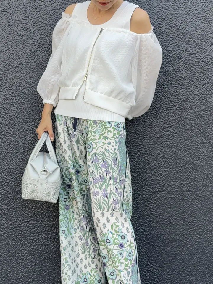 GRACE CONTINENTAL 穐山　香織 コーディネート画像