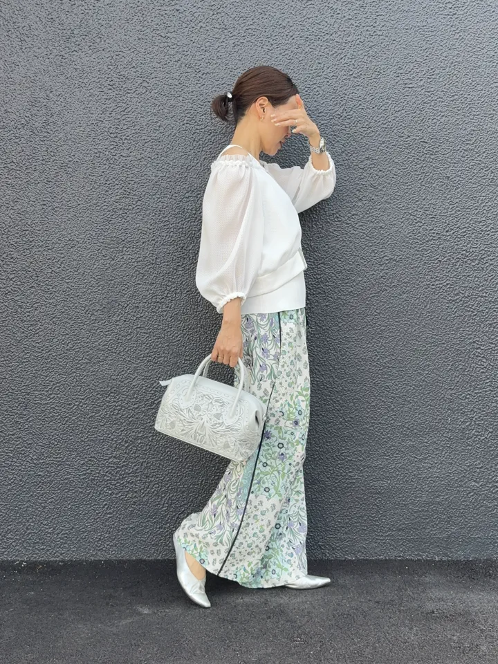 GRACE CONTINENTAL 穐山　香織 コーディネート画像