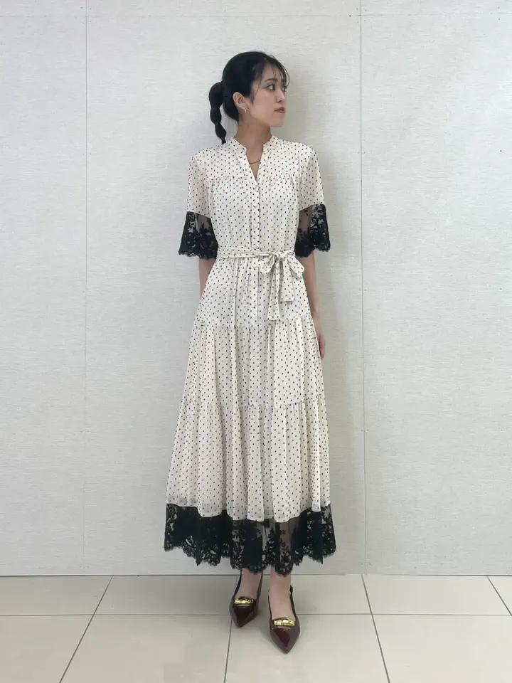 GRACE CONTINENTAL yoshi コーディネート画像