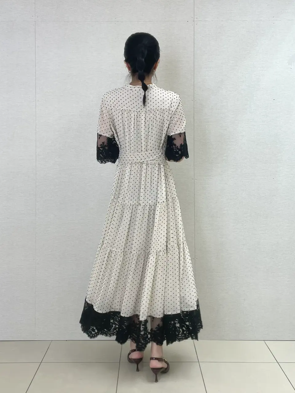 GRACE CONTINENTAL yoshi コーディネート画像