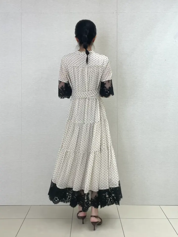 GRACE CONTINENTAL yoshi コーディネート画像