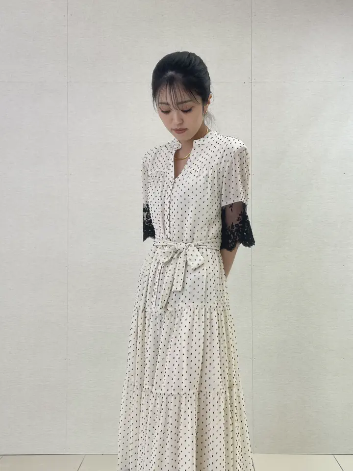 GRACE CONTINENTAL yoshi コーディネート画像